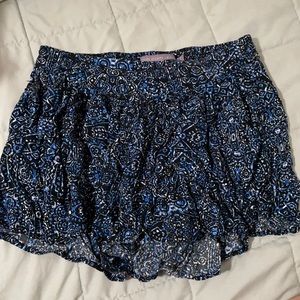 Flowy blueprint cloth shorts